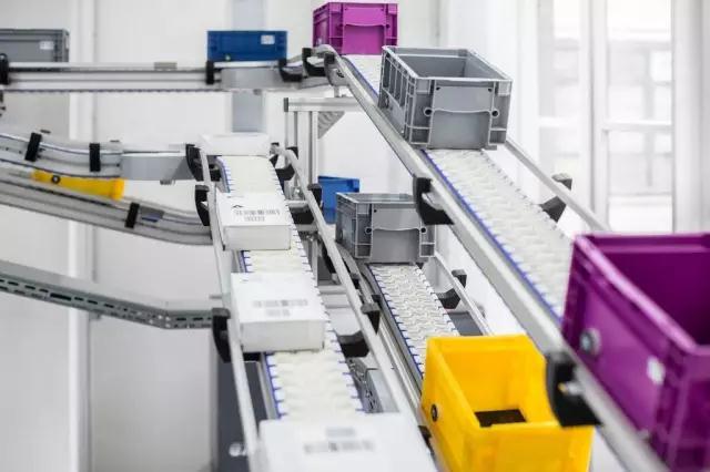 創(chuàng)新的低噪音、易安裝鏈板輸送線VarioFlow plus.jpg